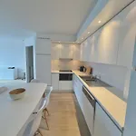 Vlakbij *